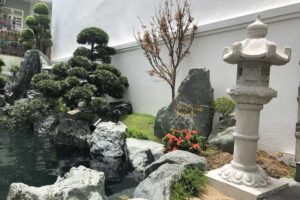 Đèn đá sân vườn